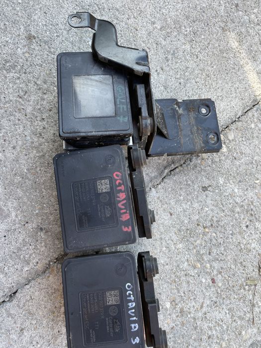 Pompa ABS octavia 3 golf 7 passat b8