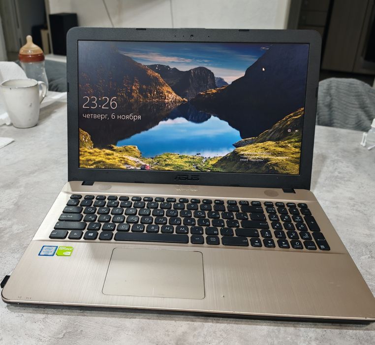 Ноутбук Asus x541u