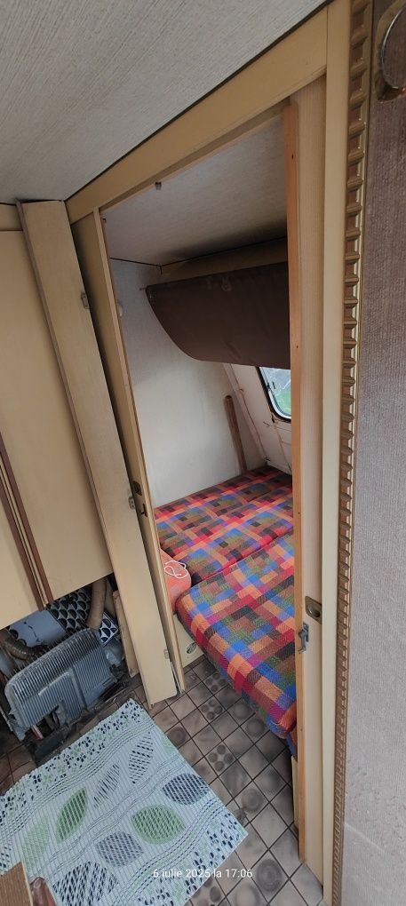 Rulotă CX Royalcar – ideală pentru curte, cabană, proiect DIY