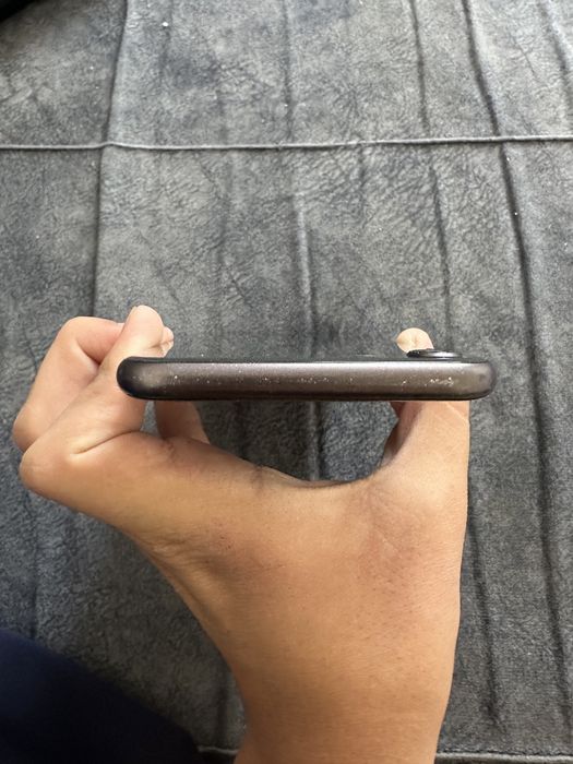 iPhone 8 с идеальном состоянием