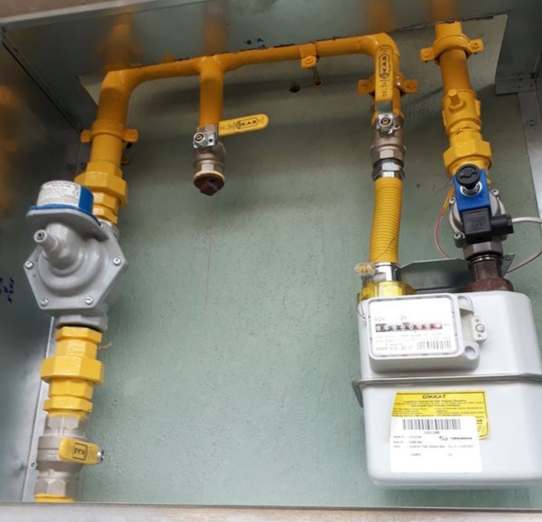 Сварщик на выезд. Сантехник Сварочные работы. Газопровод счётчик газа