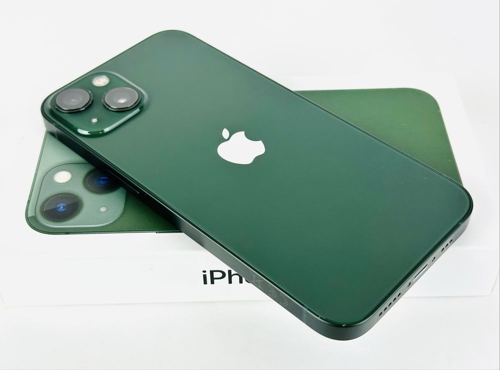 Apple iPhone 13 128GB Green Отличен! Гаранция!