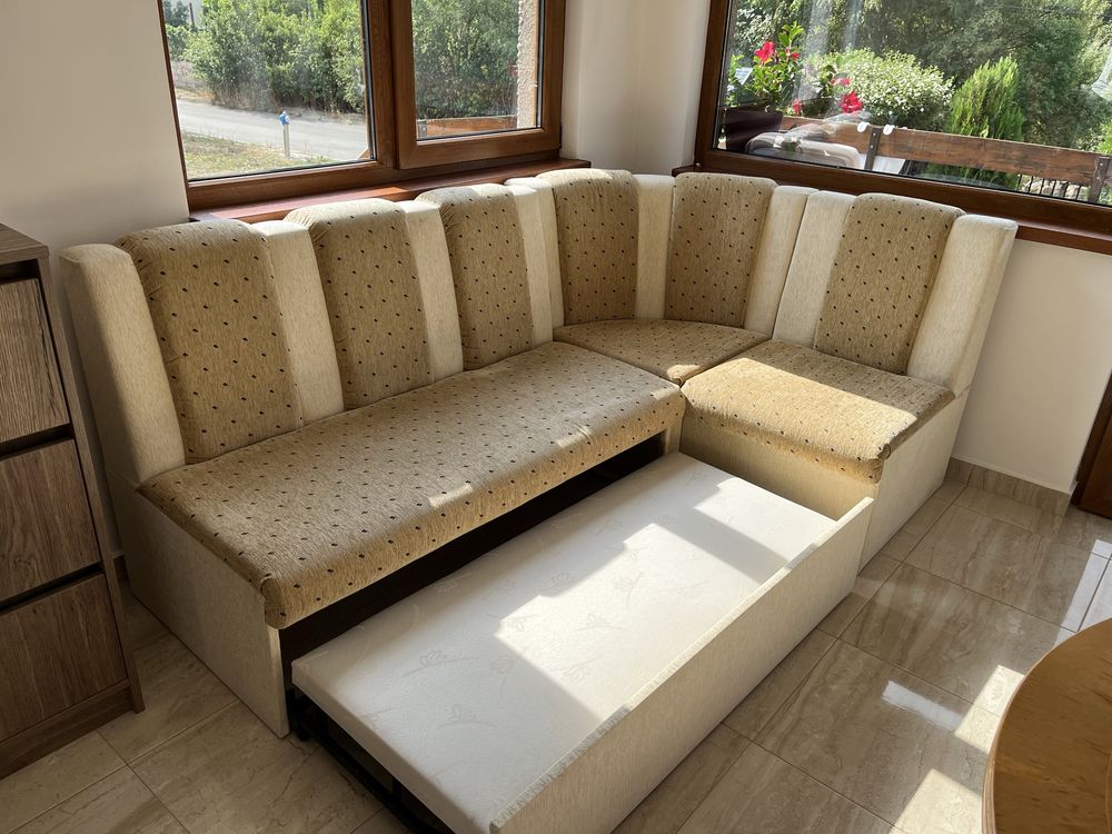 Кухненски ъглов диван 2100/1300