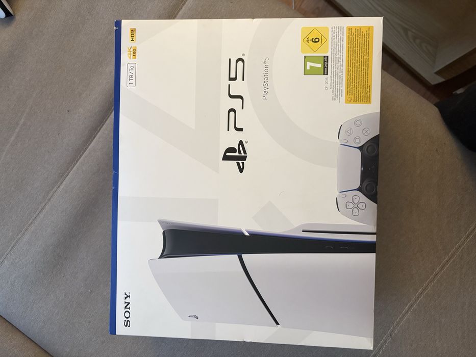 Vand ps 5 slim cu disc 1 tb