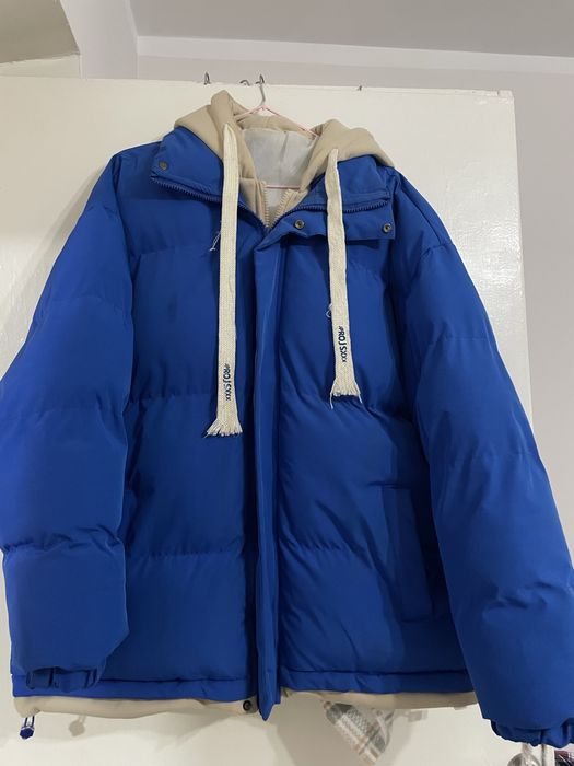 Продам куртку женскую