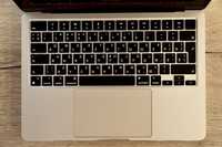 MacBook Air 13 М2 16/256 ЕАС русская клавиатура