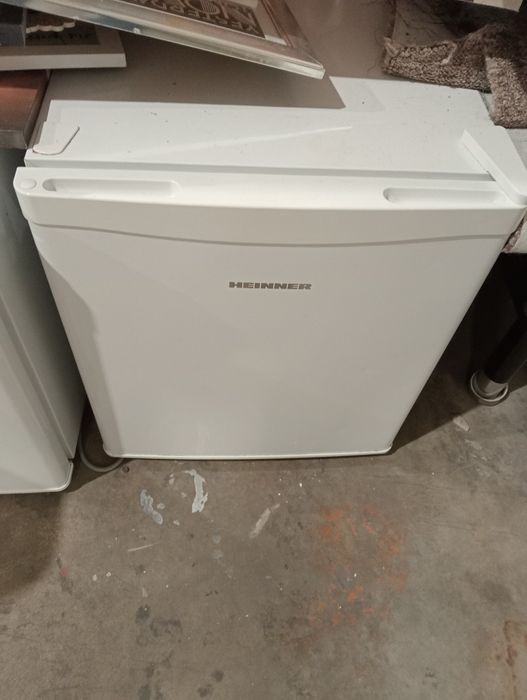 Frigider minibar Heinner