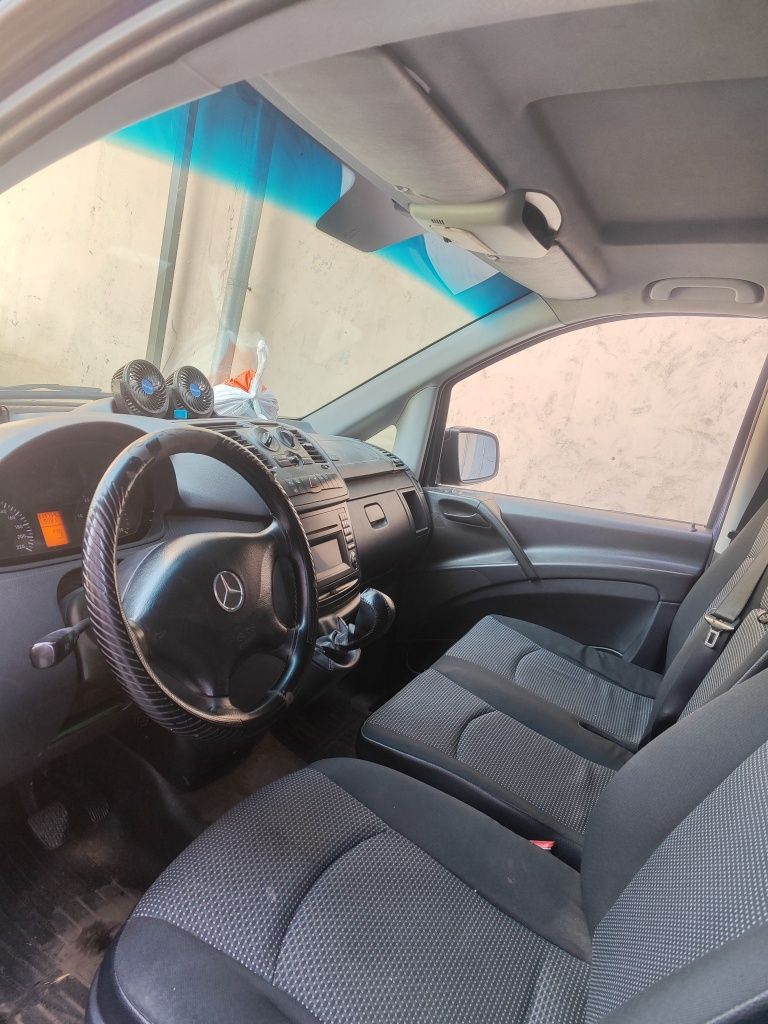 Mercedes-benz VITO 2012