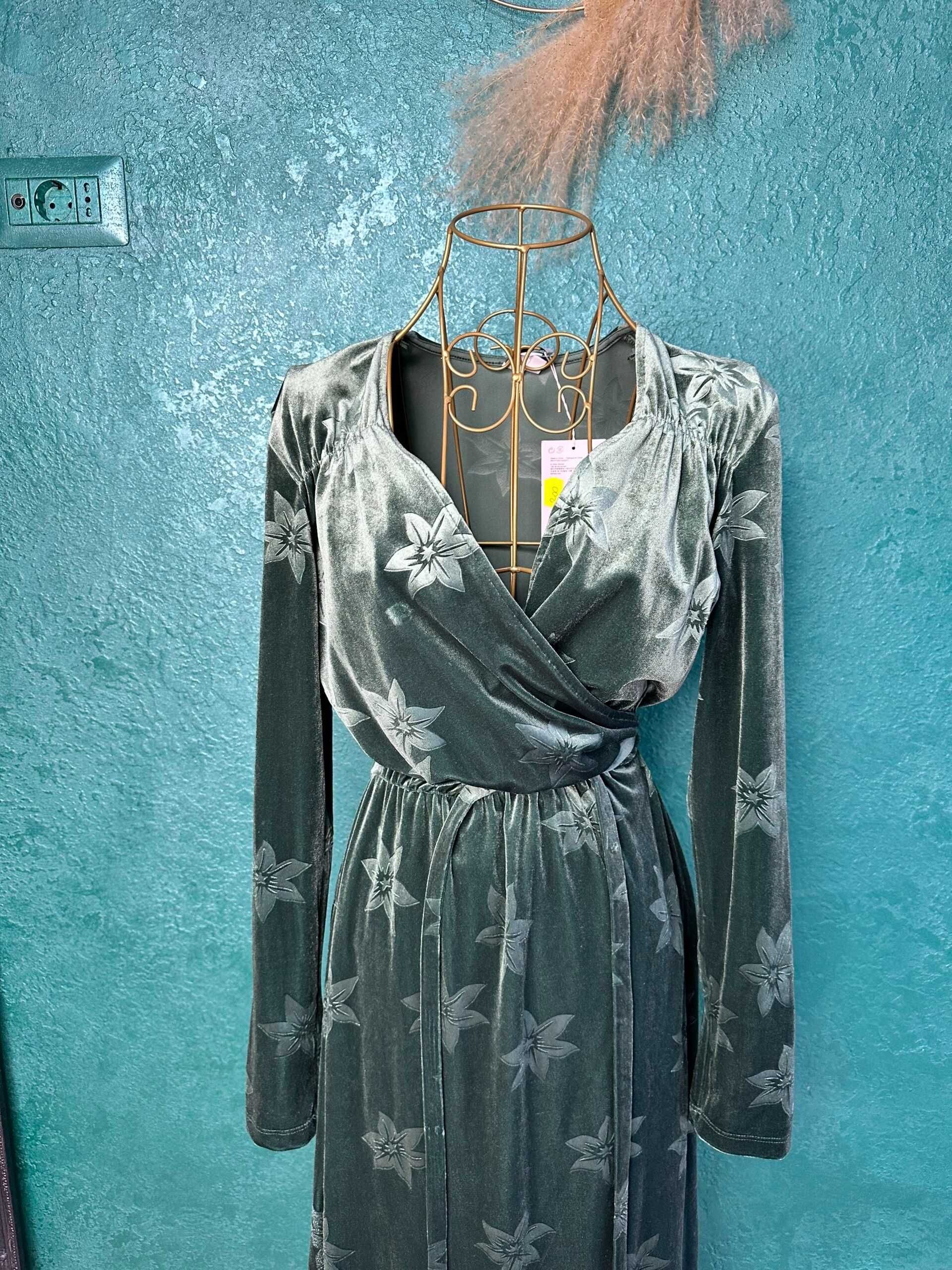 Rochie din catifea florală, verde, mărimea M , NOUĂ CU ETICHETĂ