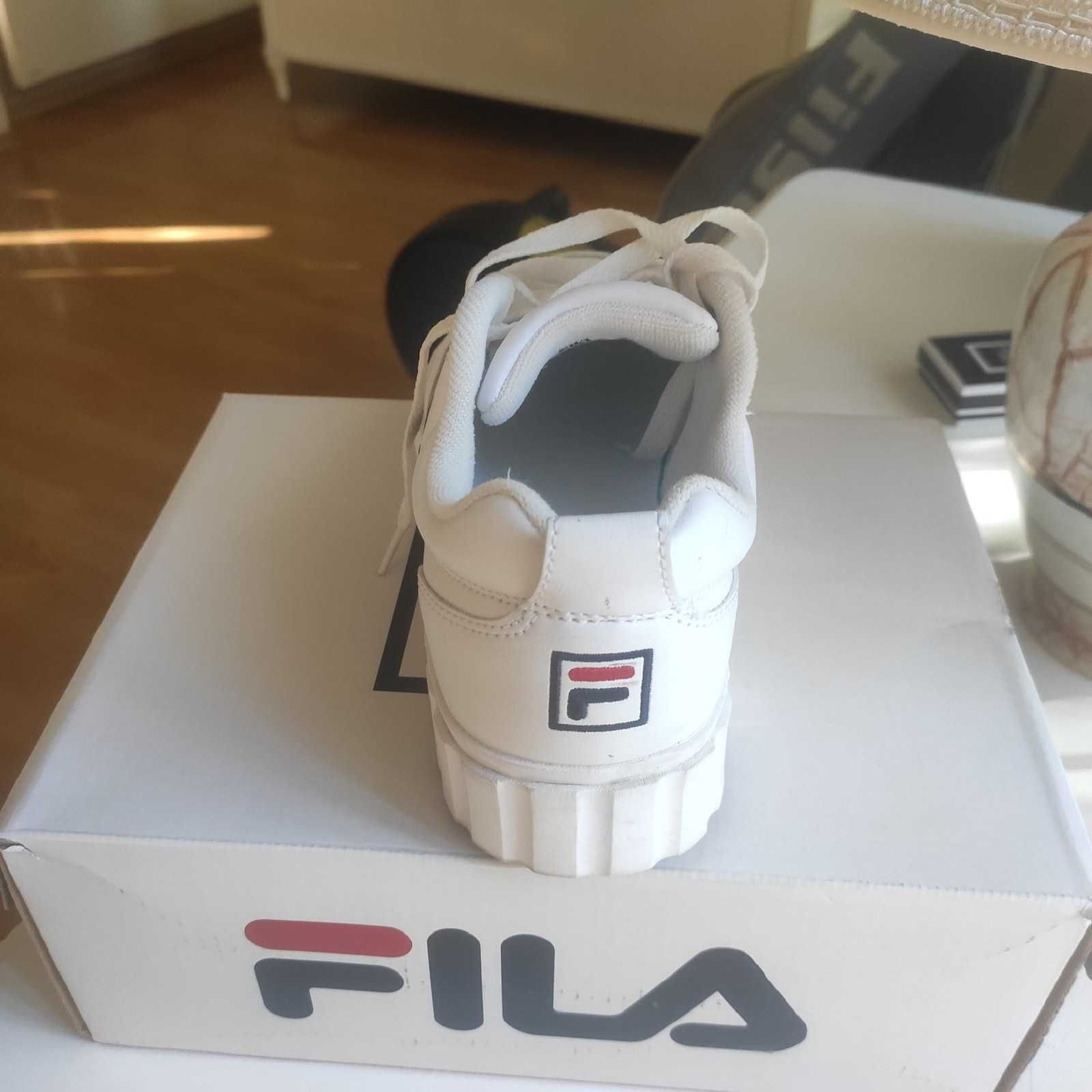 FILA - маратонки