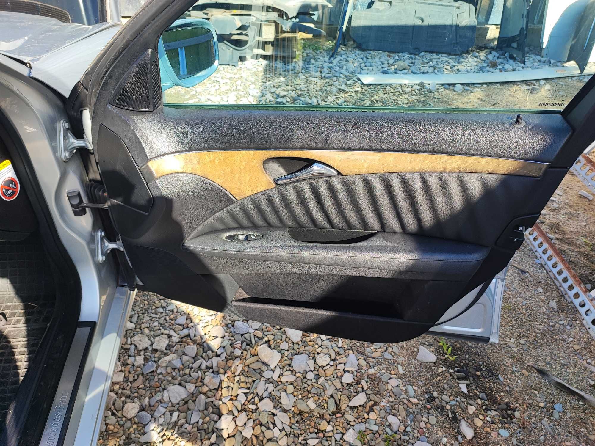Мерцедес W211 E 320 CDI 224 коня На Части