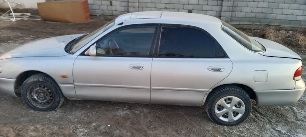 Мазда кронос 2обьем