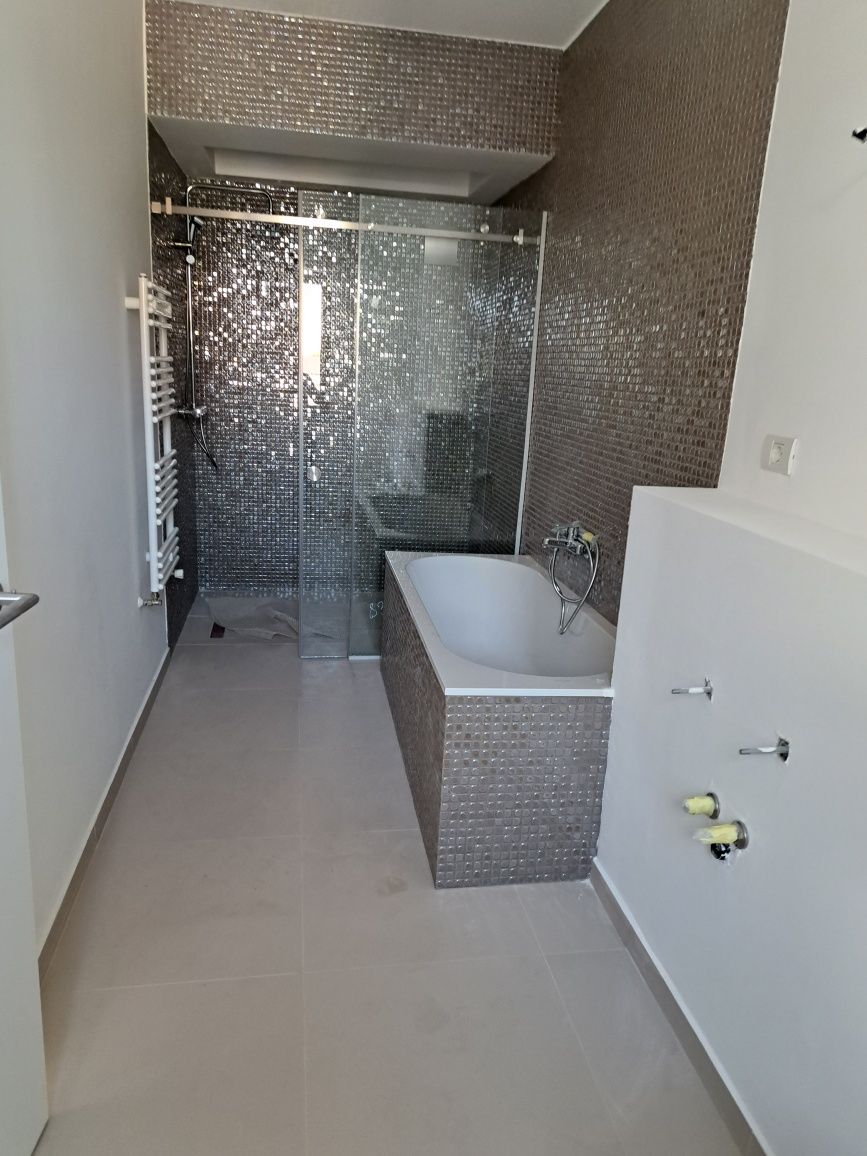 Execut lucrări renovare apartamente ,case, interior/exterior