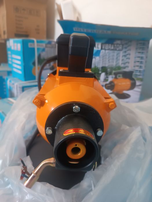 Глубинный вибратор