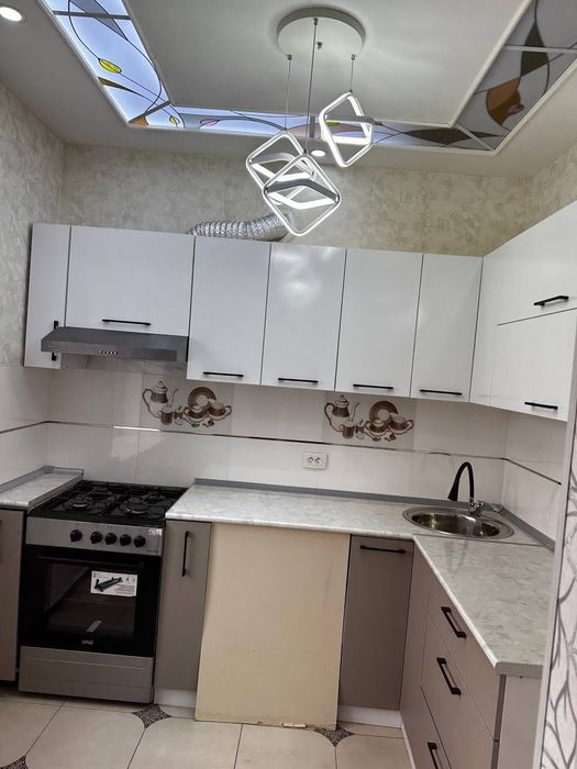 Продаётся 1 комнатная квартира ремонт Посольство России ГАИ Глинка