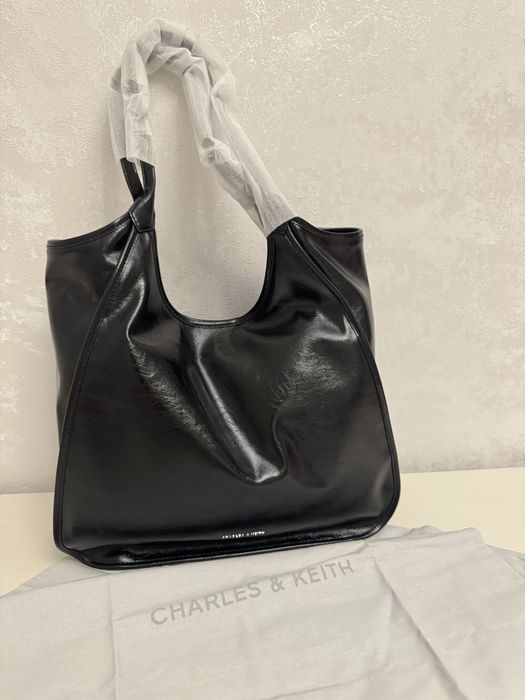 Новая сумка Charles & Keith (оригинал, натуральная кожа)