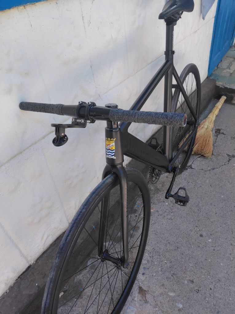 Fixed gear Star Track