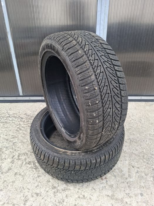 2бр. Нови зимни гуми Goodyear Дот 22г 225/45/17 грайфер 5мм