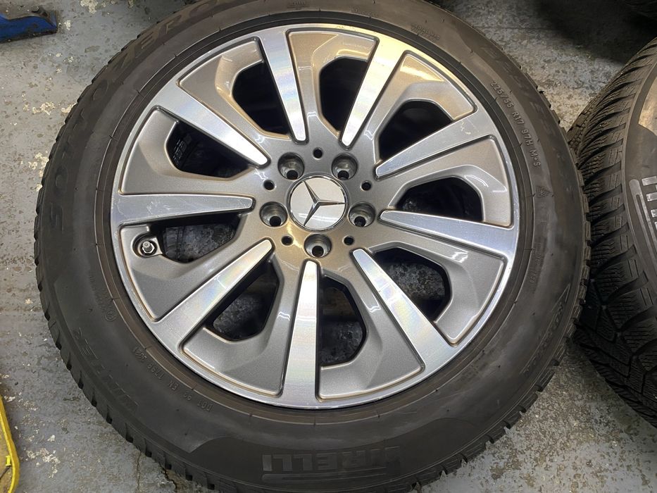 Jante '17 roti iarna Mercedes  E W213 All Terrain 225/55R17 Pirelli