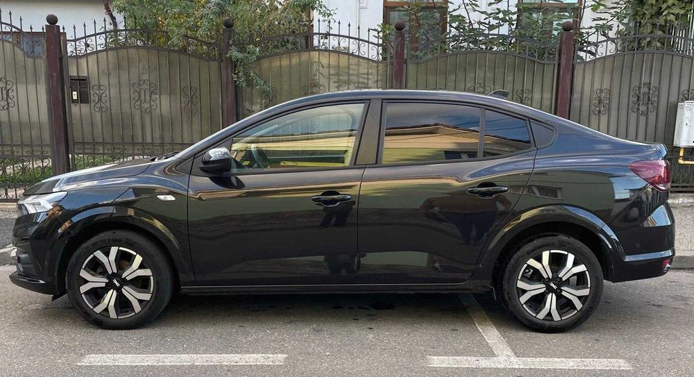 Dacia Logan Prestige TCE 90 MT6 2024