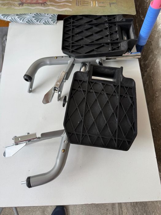 Fotoliu rulant utilizat dar in stare buna