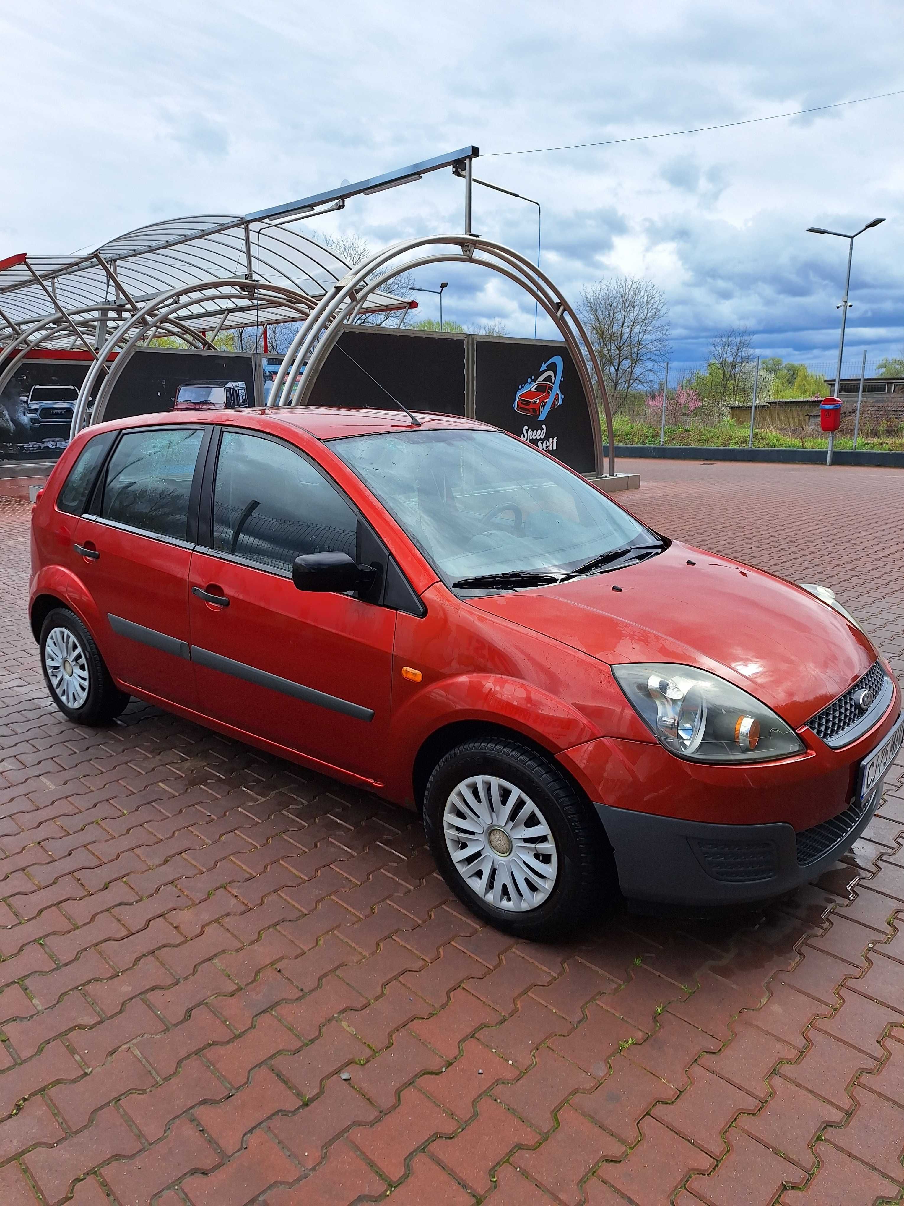 Vand Ford Fiesta