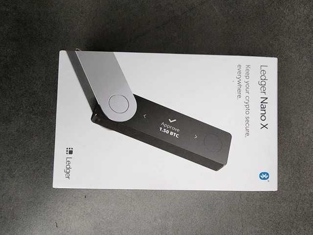 Ledger Nano X - Wallet Crypto BTC ETH USDT USDC - IMPECABIL - FULL BOX