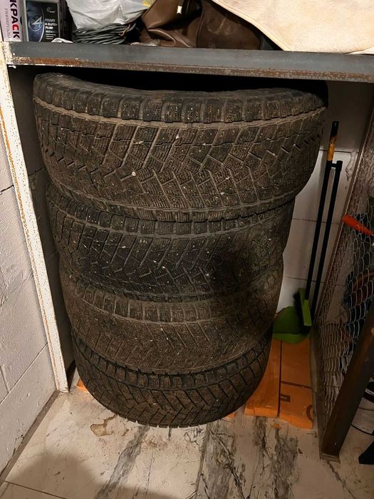 шины Зимние шипованные, размер 275/55/R20 шины Federal