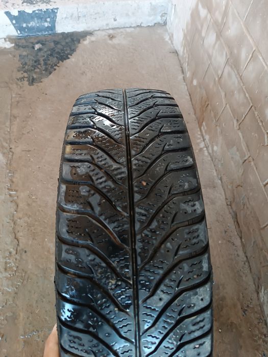 Шины зимные (185/70 R14)