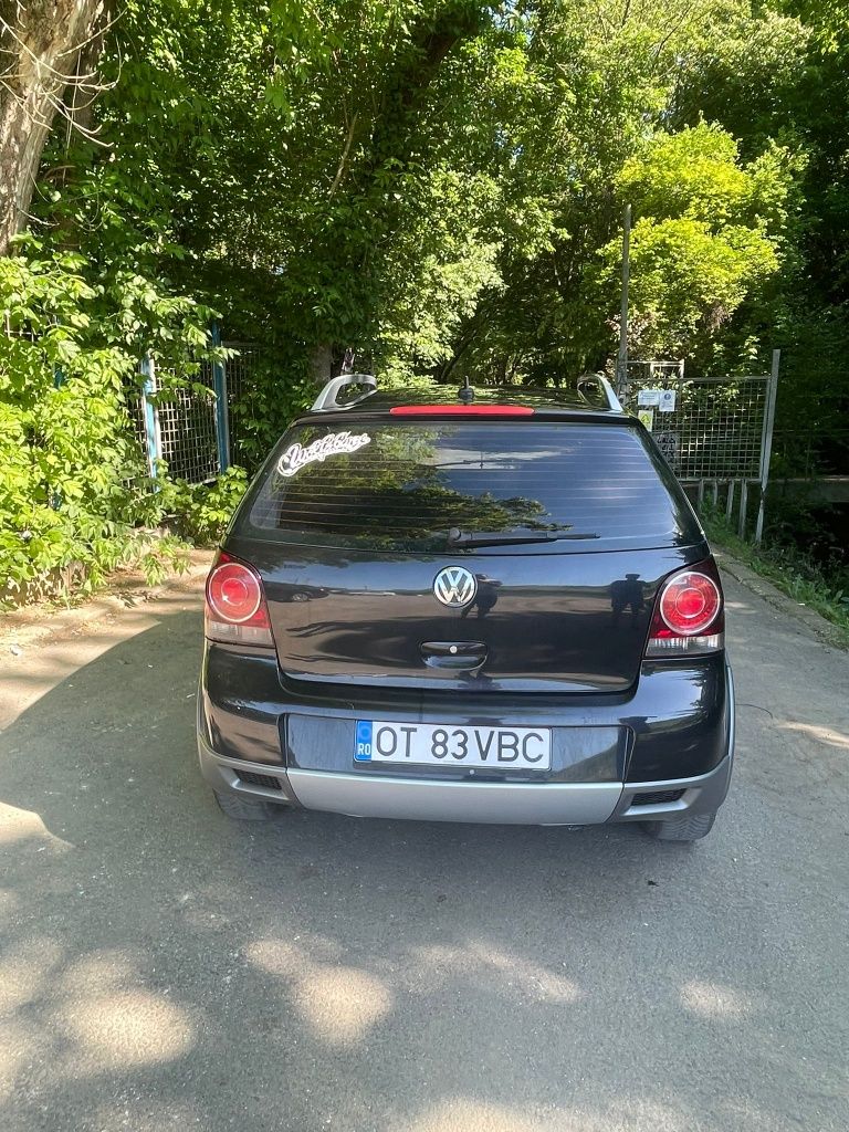 Vind auto vw polo cross