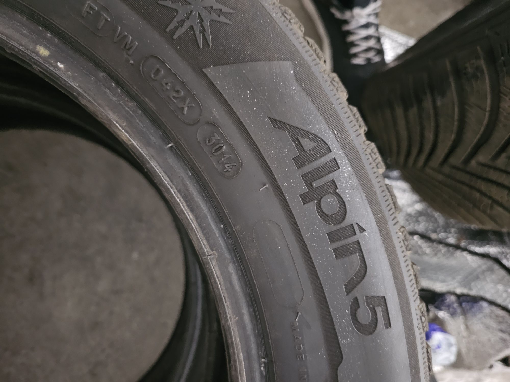 Michelin alpin 5 зимни гуми 215/55/16 цола и 205/60/16цола