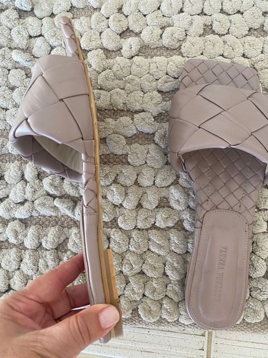 Кожени чехли Sam Edelman B*o**tega