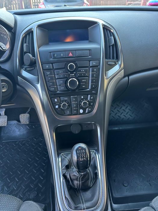 Opel Astra j 2.0