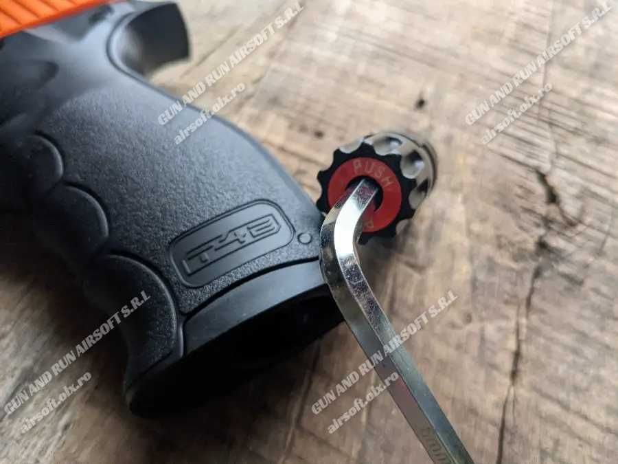 Pistol - LEGAL 20 JOULI!! - Cu Bile Cauciuc 50MM - FULL METAL Airsoft