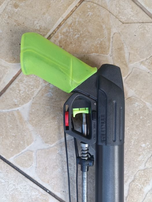 Harpon pneumatic profesional Mares