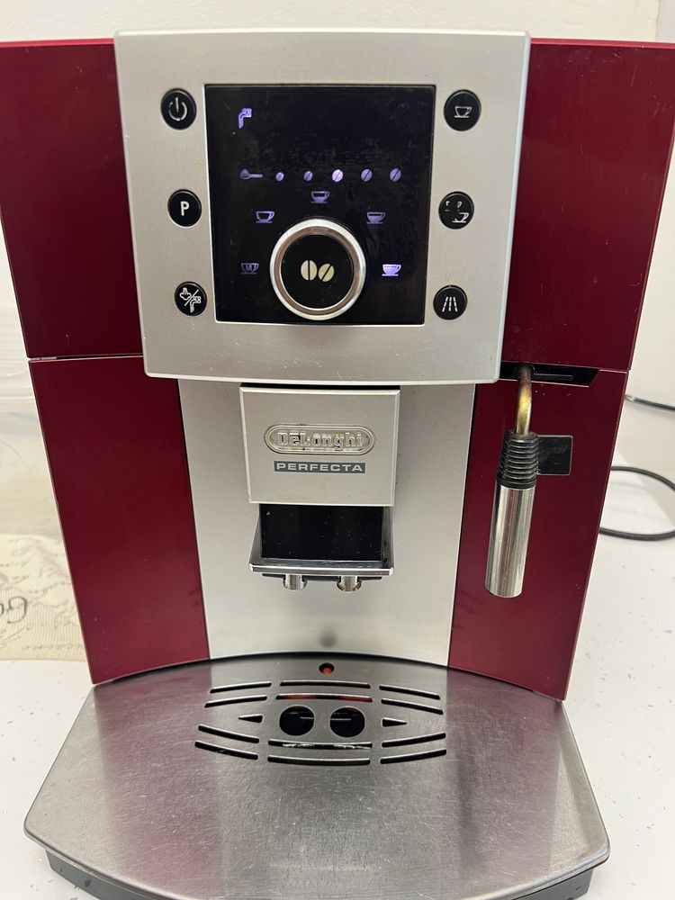 Expresor de cafea de’longhi