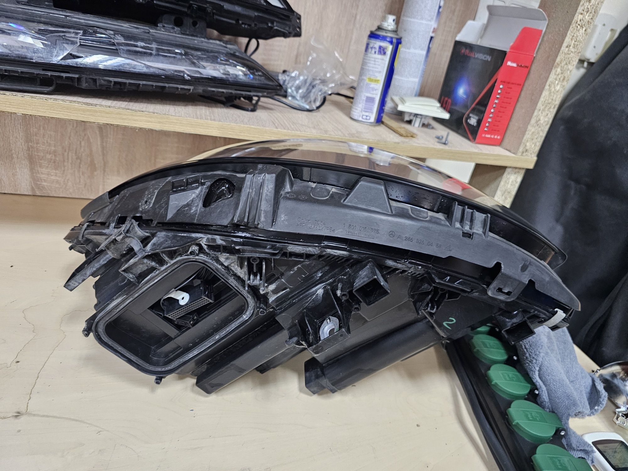 Десен фар фарове Mercedes B W246 desen far farove мерцедес 246