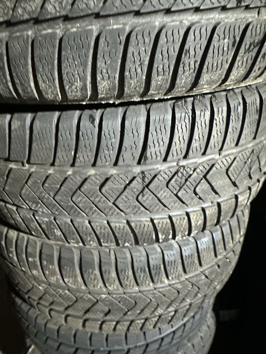 Cauuciucuri 225/45/18 iarna Pireli