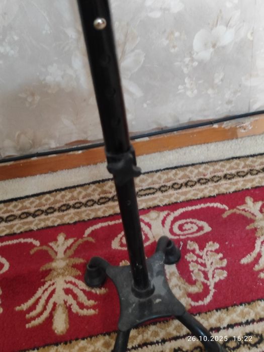 Продам костыль  хасса