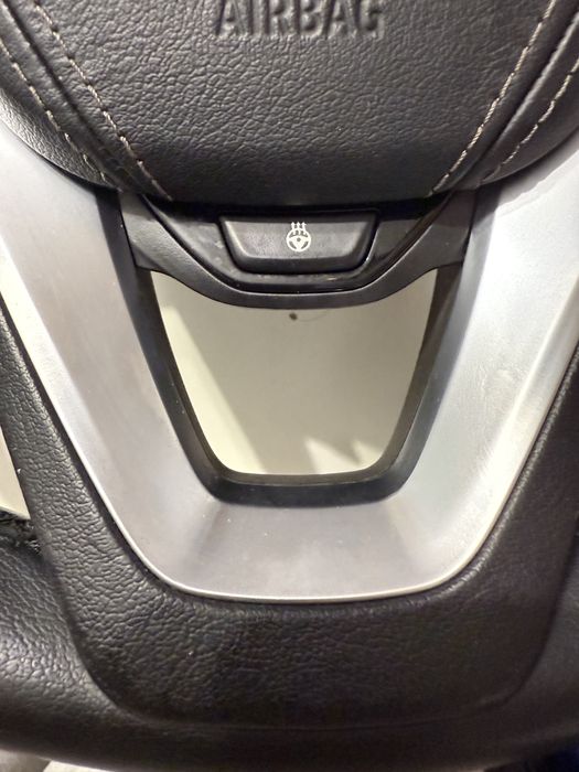 Volan BMW Seria 5 / Seria 7 – original, cu încălzire și padele