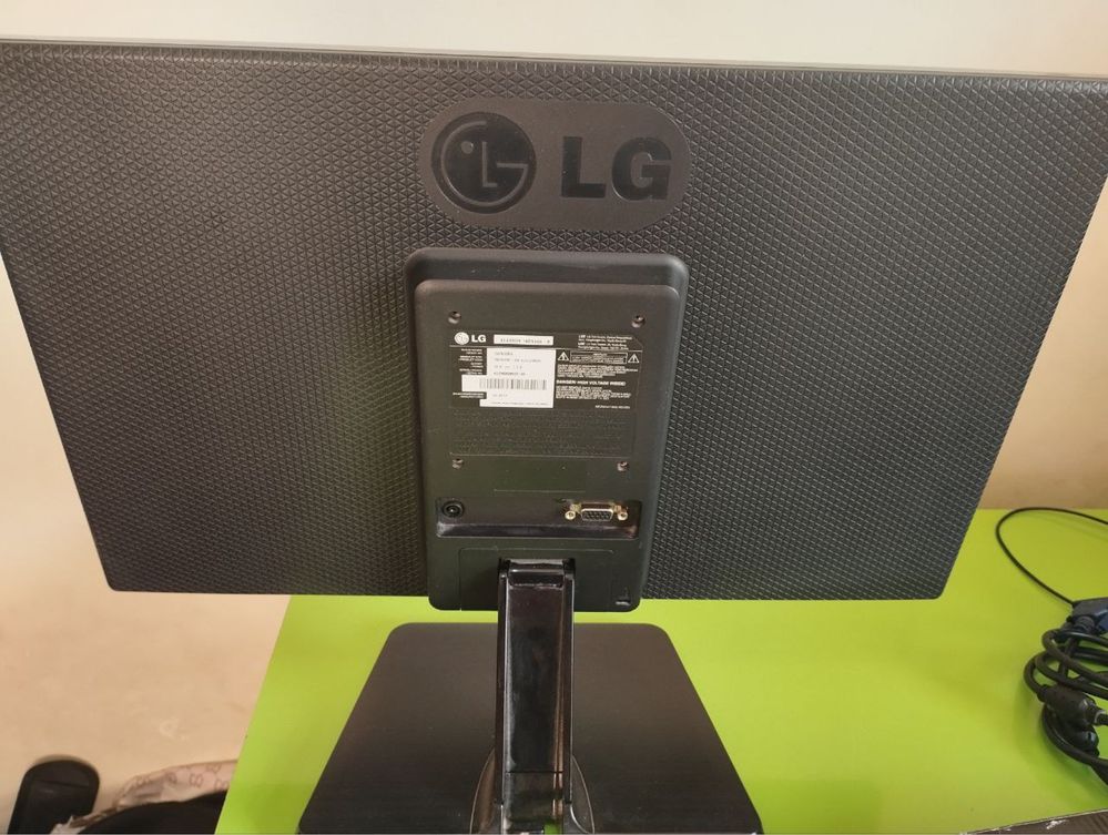 Domashniy kompyuter LG