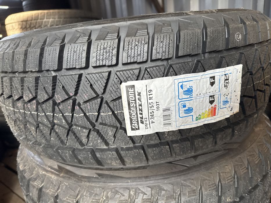 Anvelopa iarna 245/55R19 pret pe bucata