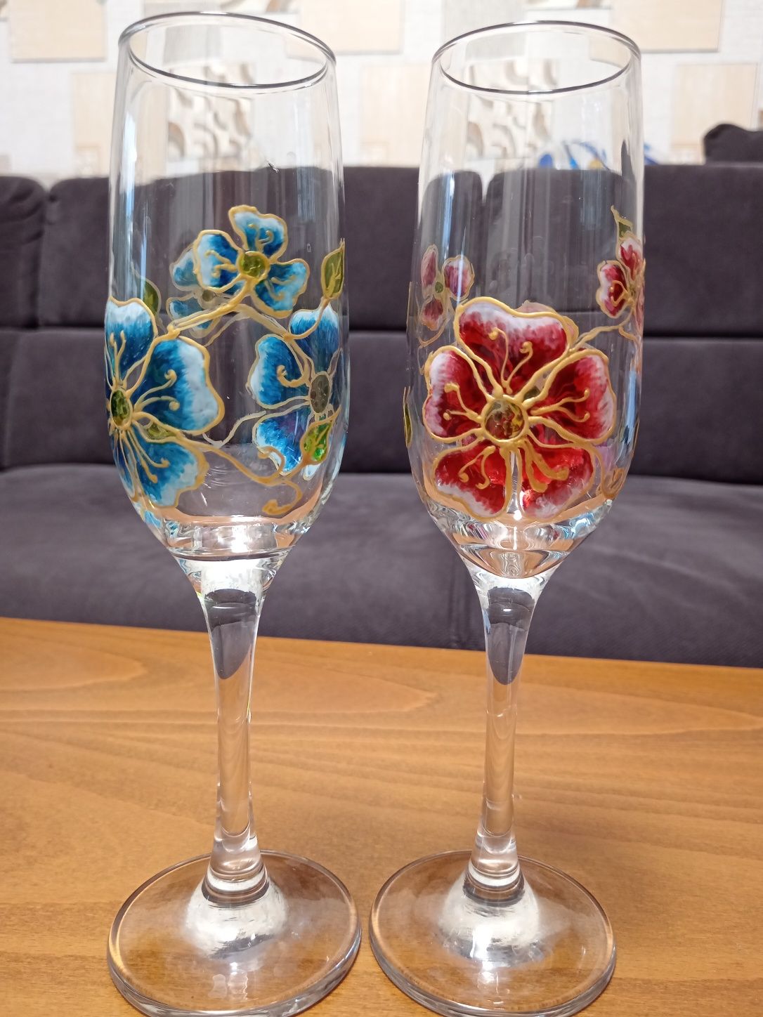 Ръчно рисувани чаши.