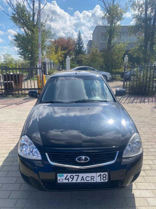 Продам Приору 2013 год.