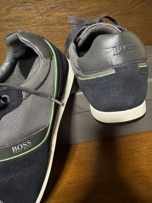 Hugo Boss, Dr Martens, Fratelli Millioreti, номер 43