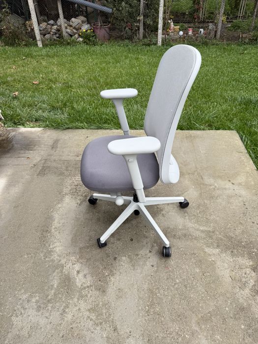 Herman Miller Mirra 2 – ергономичен офис стол (оригинал)