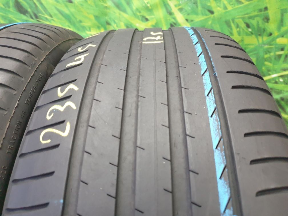 235 45 18 vara pirelli