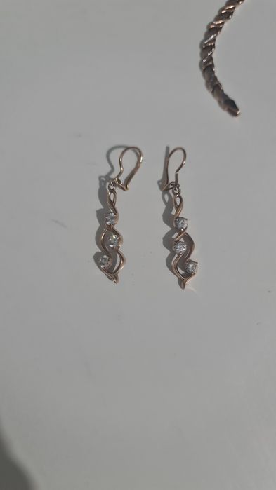 Золотые серьги!!!