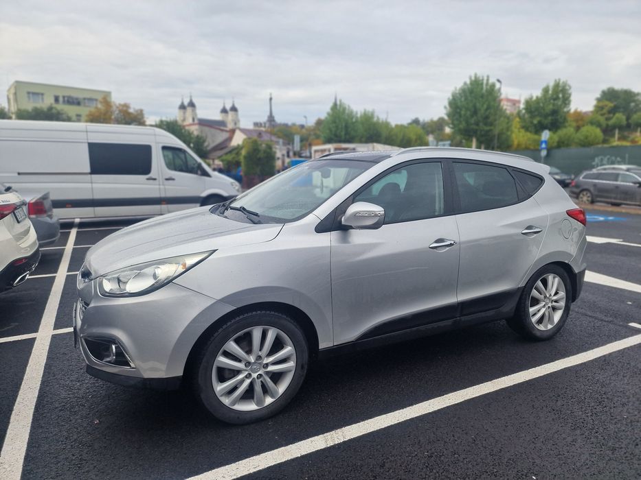 Hyundai ix35 2.0 crdi 4WD diesel
