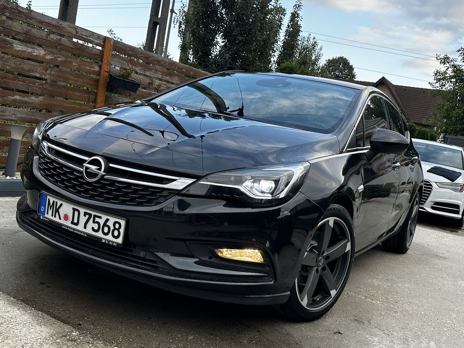 Opel Astra K 1.6 diesel 2016 Line /Sideassist Camera Far Led